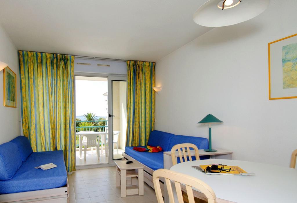 Residence Odalys Les Pins Bleus Juan-les-Pins Quarto foto