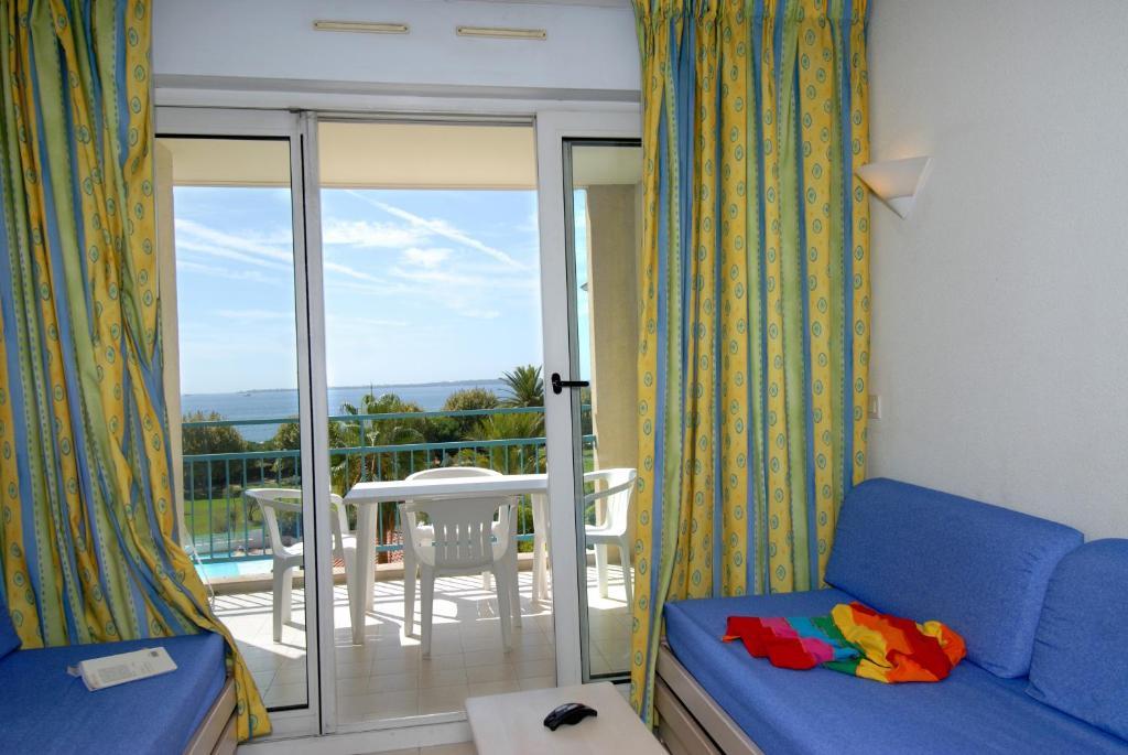 Residence Odalys Les Pins Bleus Juan-les-Pins Quarto foto